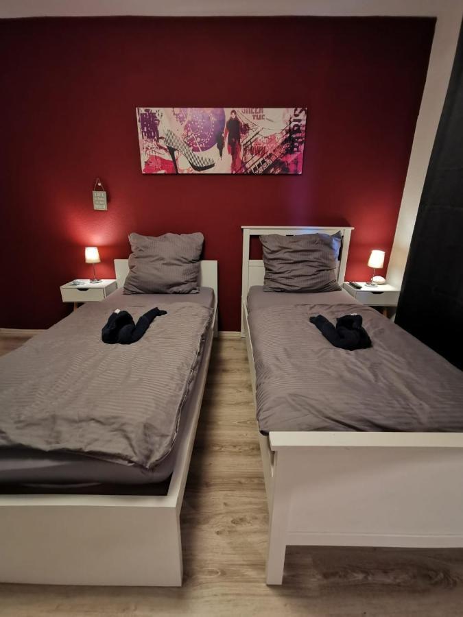 Liebevoll Eingerichtete Ferienwohnung - Zentrale Lage - Netflix & Paytv Wilhelmshaven Exteriér fotografie